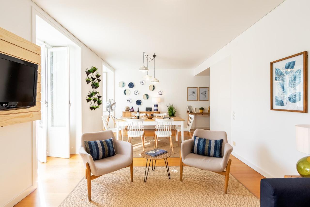 Joivy Chiado Self Check-In 2-Br Flat With Parking Leilighet Lisboa Eksteriør bilde